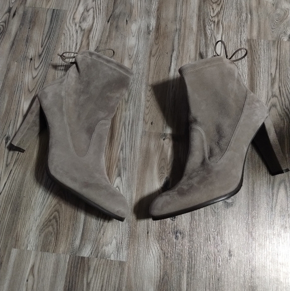 Stuart Weitzman Perfection Topo Taupe Suede Bootie Size 12 - Picture 2 of 6